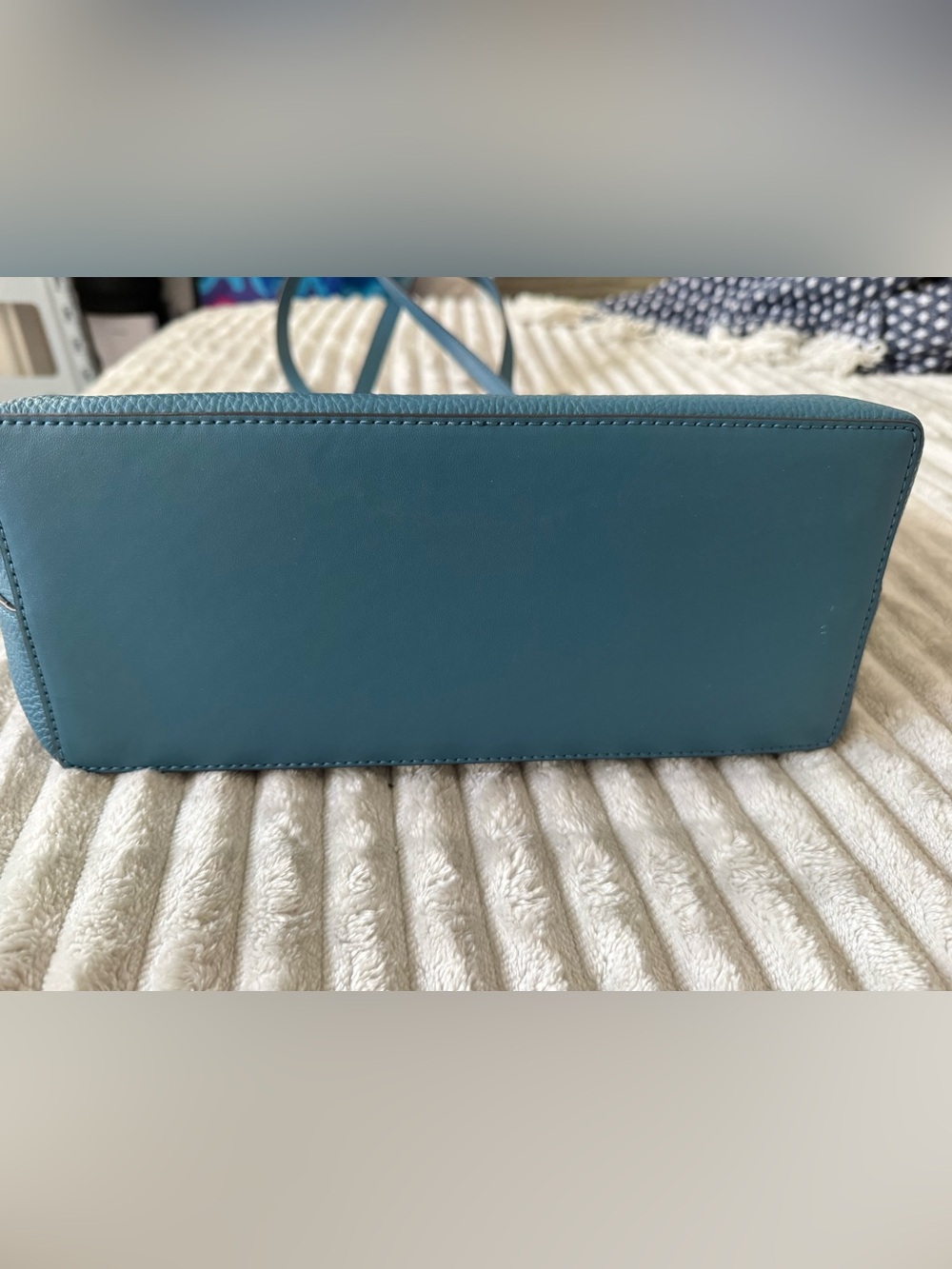 Michael Kors Blue Medium Jet Set Pocket Tote Bag - Picture 3 of 9